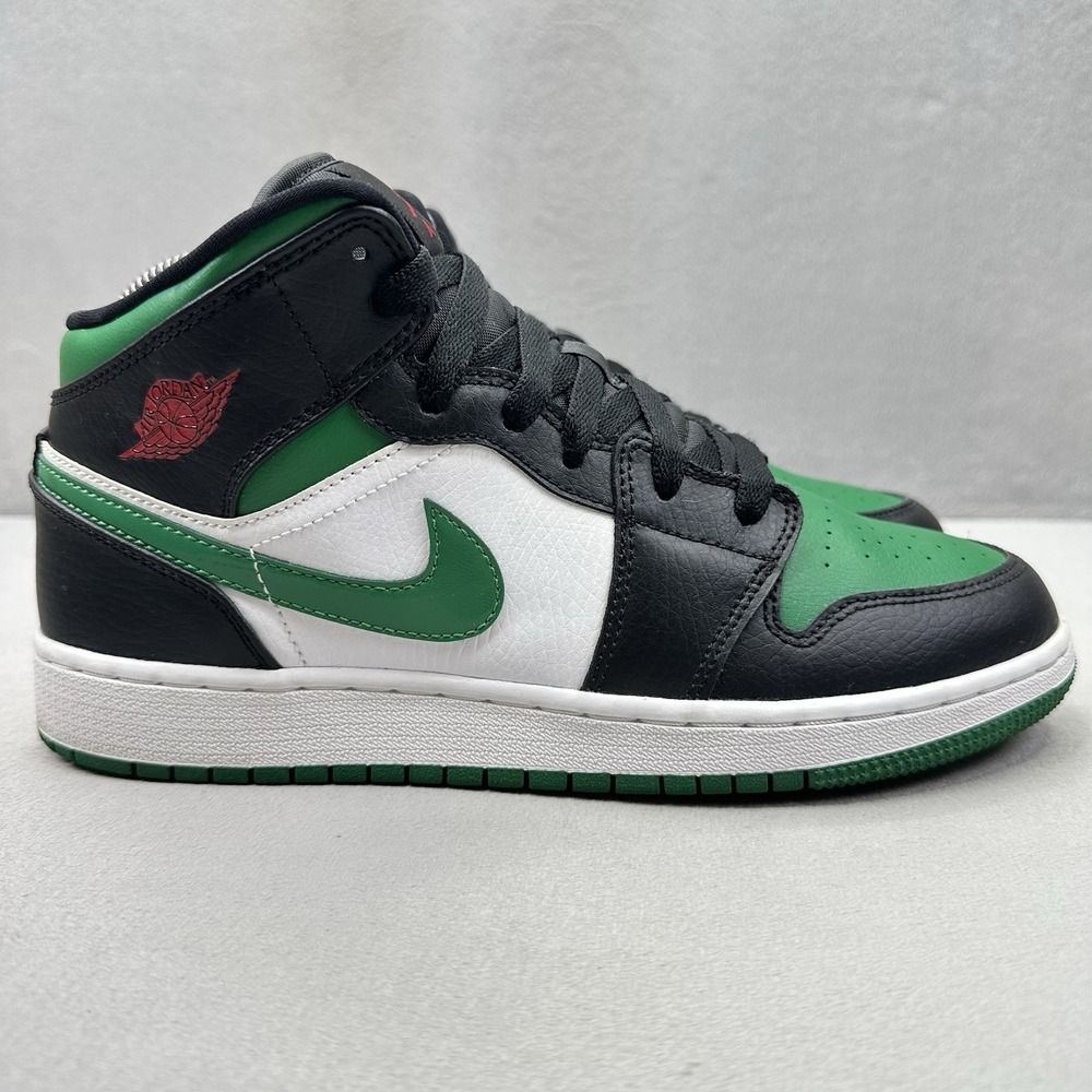 Womens 8.5 / 7Y Nike Air Jordan 1 Mid Green Toe Shoes 554725-067 Sneakers 2019